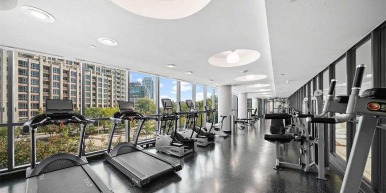 Luxury Suites Steps To Cn Tower Toronto Buitenkant foto